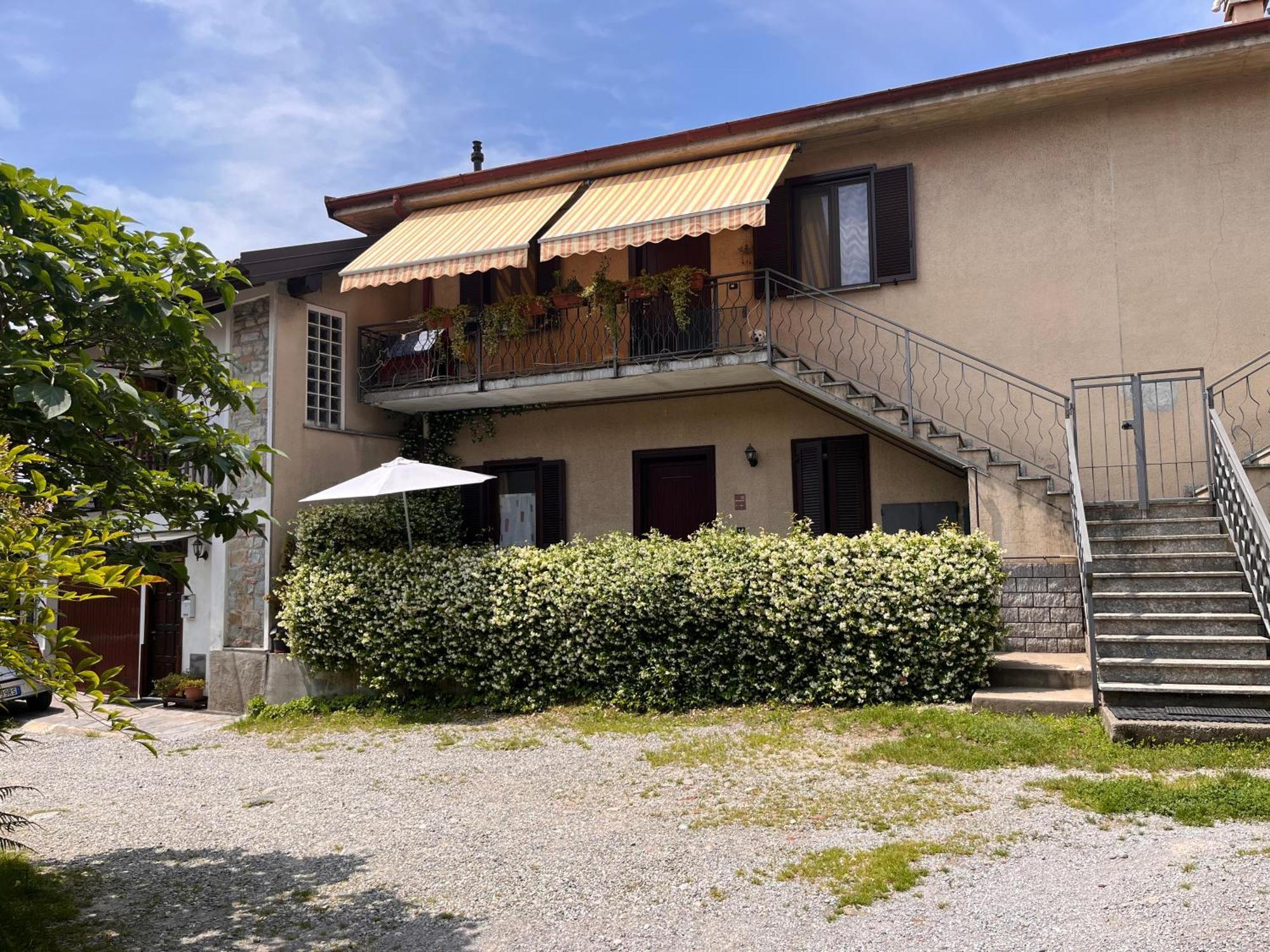 Il Cortile Como Single & Double Room In Apartment No Hotel Εξωτερικό φωτογραφία