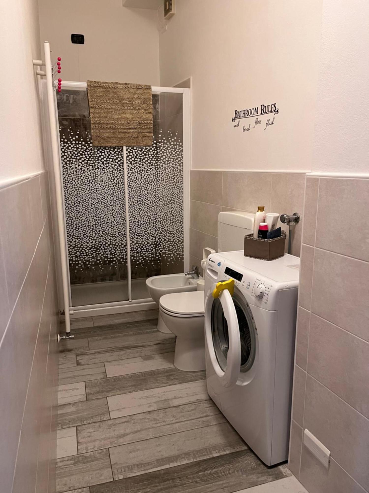 Il Cortile Como Single & Double Room In Apartment No Hotel Εξωτερικό φωτογραφία