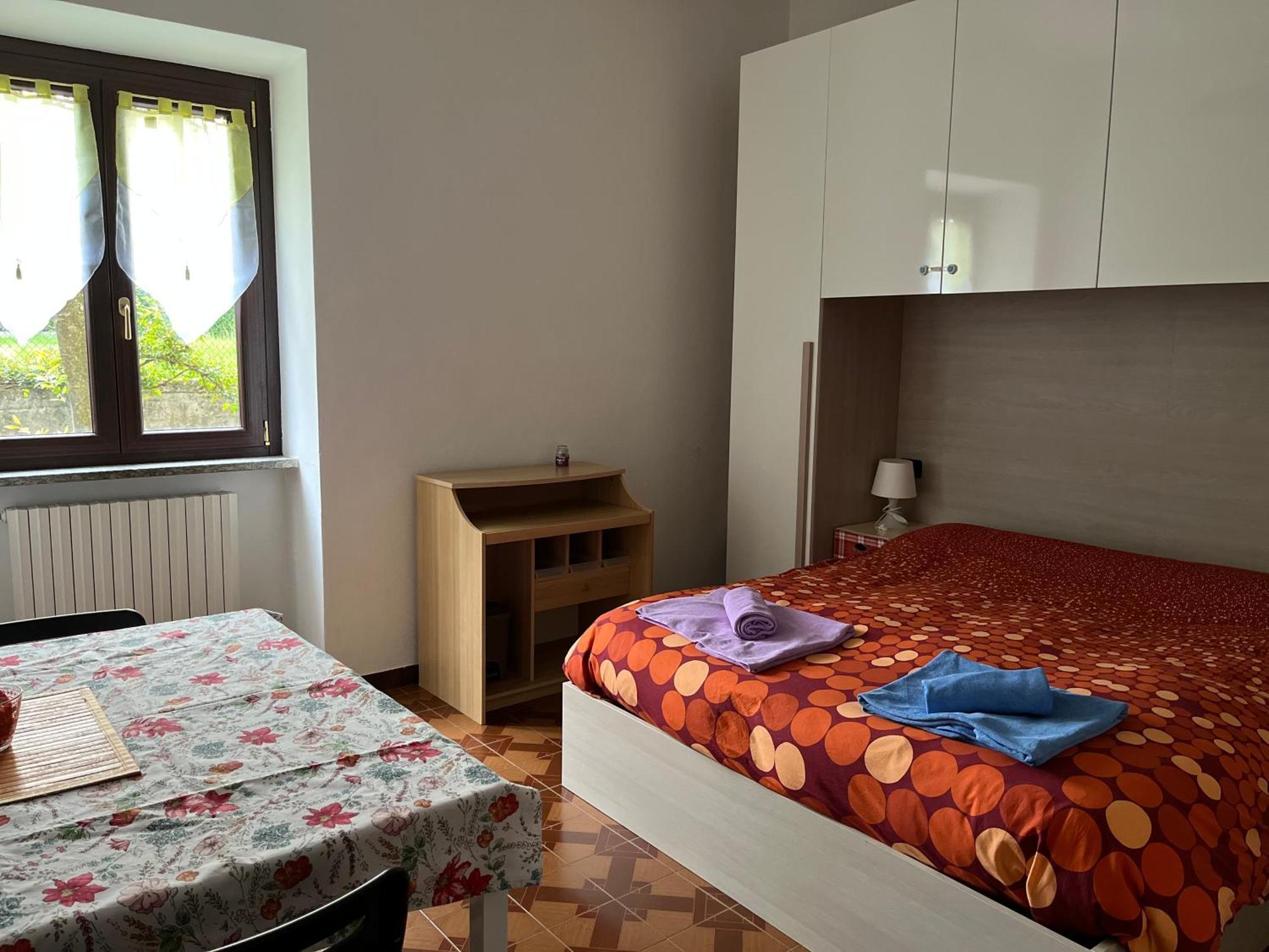 Il Cortile Como Single & Double Room In Apartment No Hotel Εξωτερικό φωτογραφία