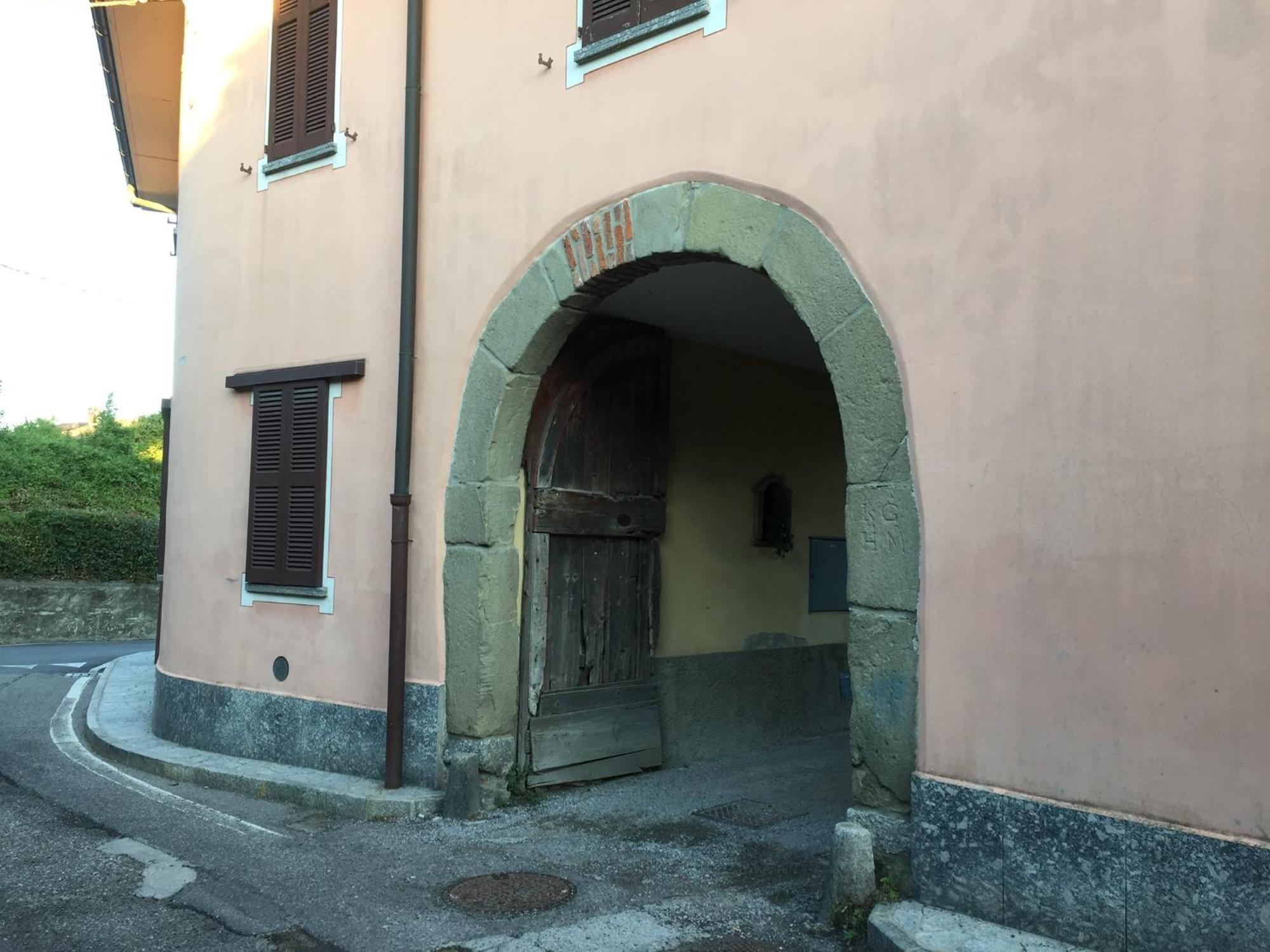 Il Cortile Como Single & Double Room In Apartment No Hotel Εξωτερικό φωτογραφία